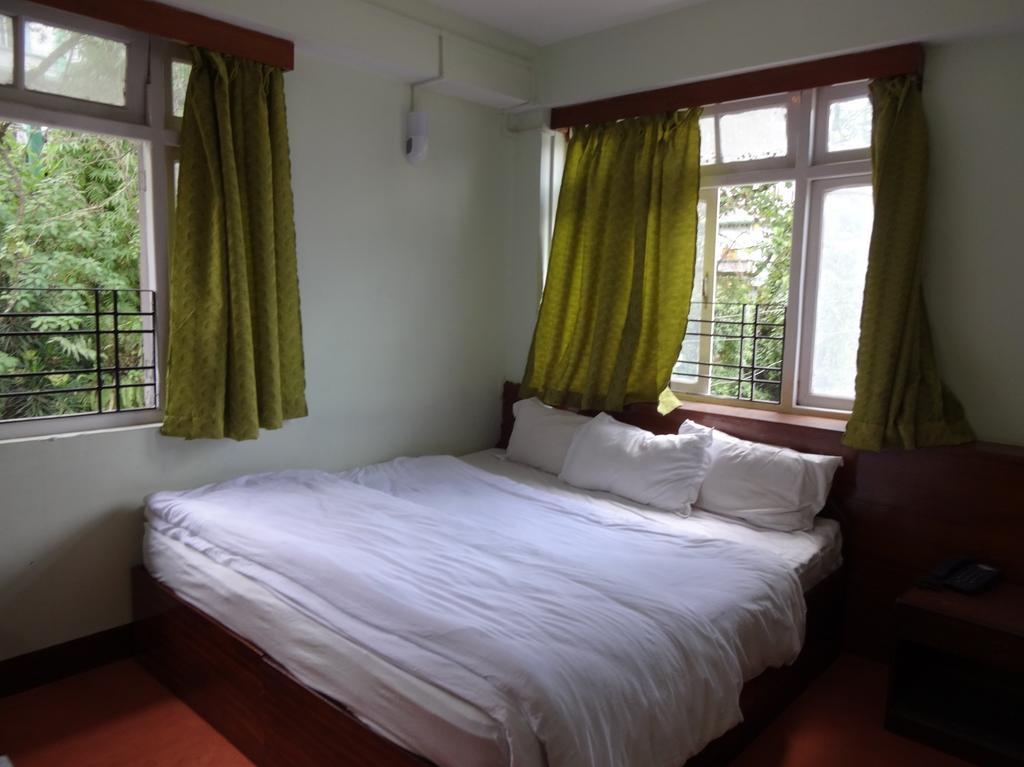 Mount Simvo Hotel Gangtok Buitenkant foto